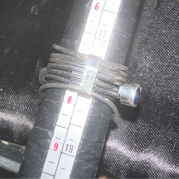 London Blue Quartz multi-gem handcrafted ring - Picture 6 of 7